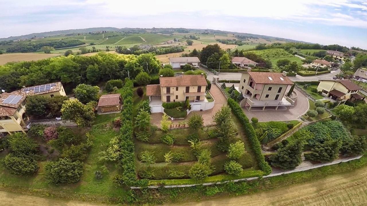 Villa Patrizia Moncalvo Exterior photo